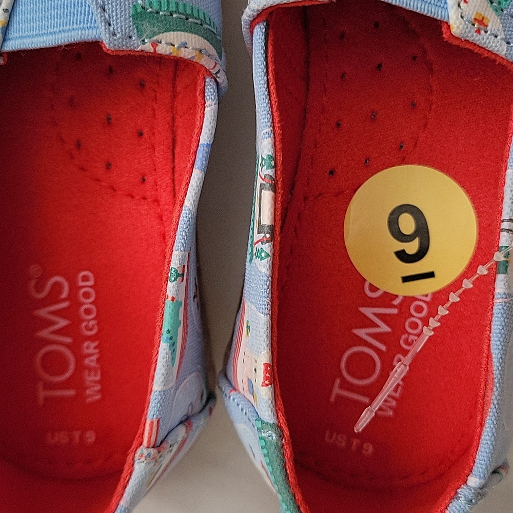 NWT TOMS Kids Blue Slip-On Shoes. Size 9 Toddler. - Picture 8 of 16